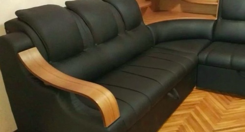 Перетяжка кожаного дивана. Хорошёво